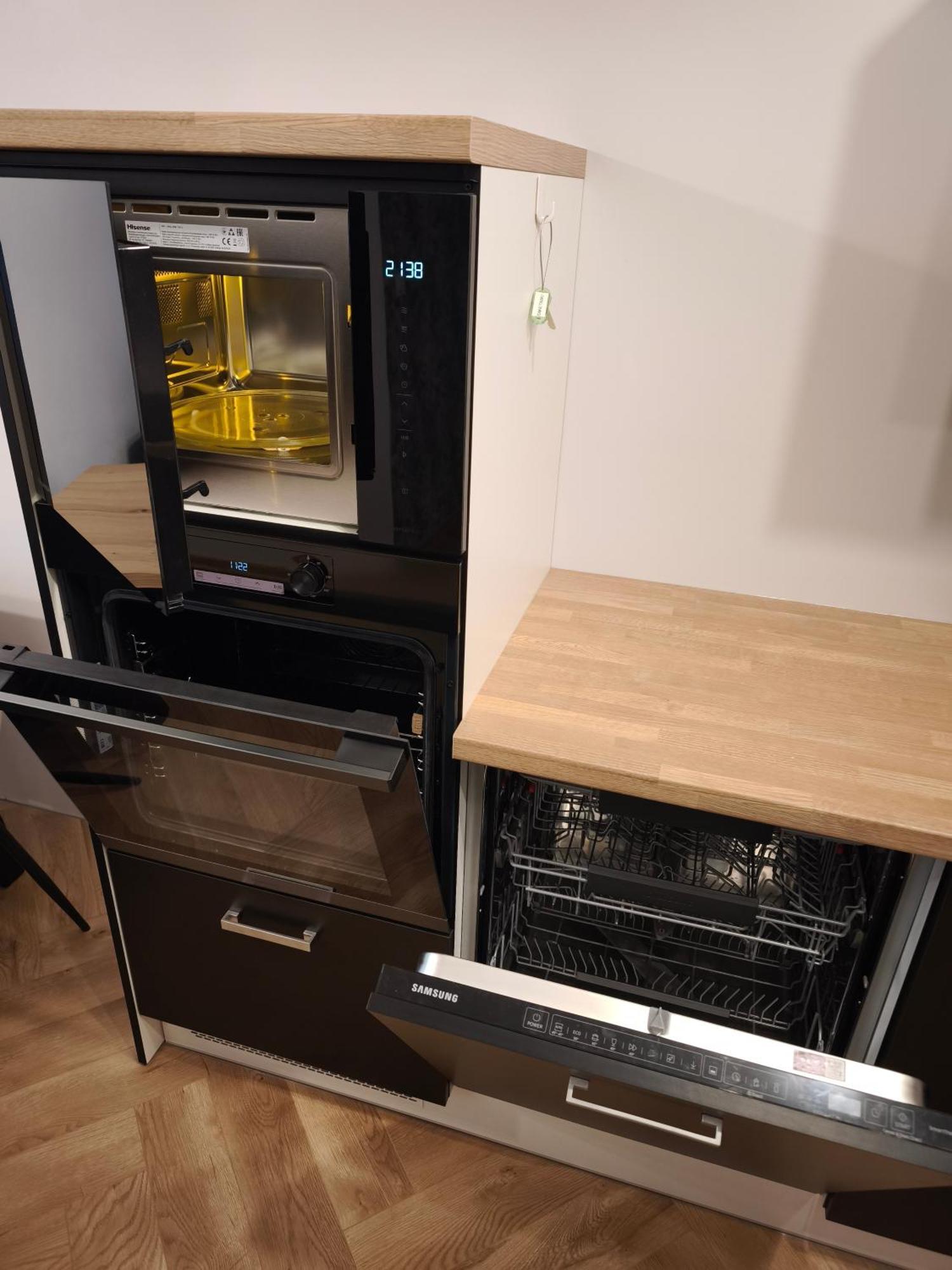 Luksusowy Apartament, Duzy Parking, Zameldowanie 24H, Fv, Ekspres, Xbox, Klimatyzacja, Dwie Sypialnie, Kuchnia I Salon, Samo Centrum Miasta, Starogard Gdanski Bagian luar foto