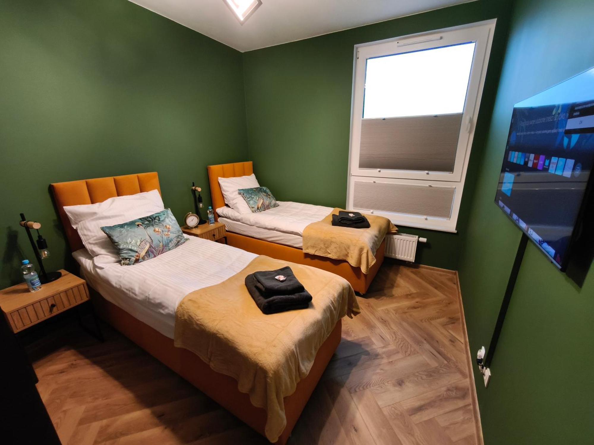 Luksusowy Apartament, Duzy Parking, Zameldowanie 24H, Fv, Ekspres, Xbox, Klimatyzacja, Dwie Sypialnie, Kuchnia I Salon, Samo Centrum Miasta, Starogard Gdanski Bagian luar foto